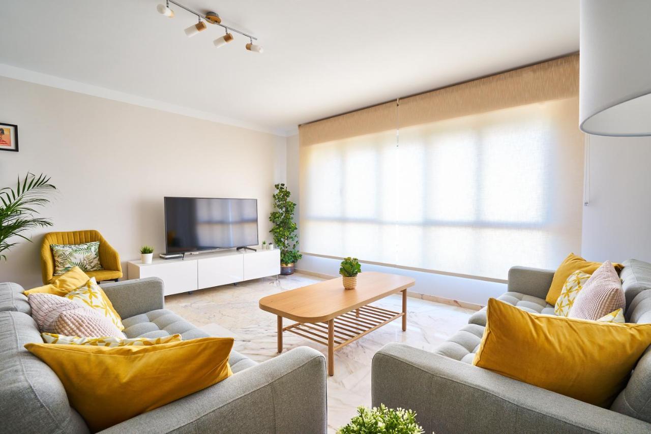 Apartamento Malaga City Beach Exterior photo